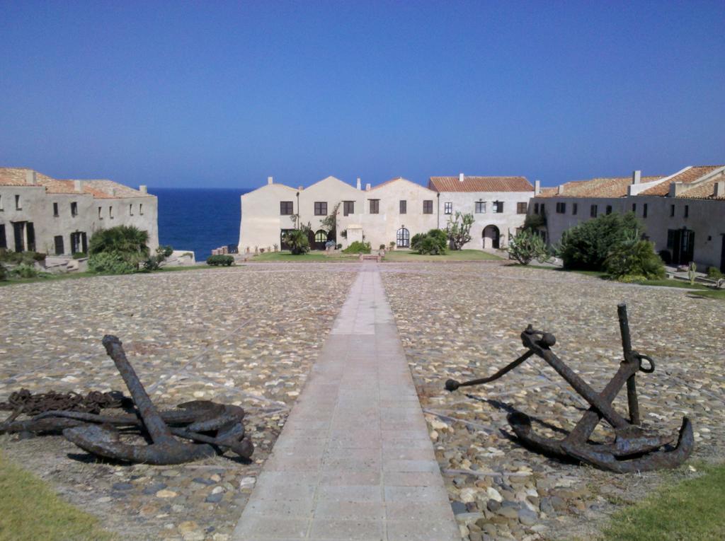 "Casa Cansella" A Few Steps From The Sea Gonnesa Exterior photo